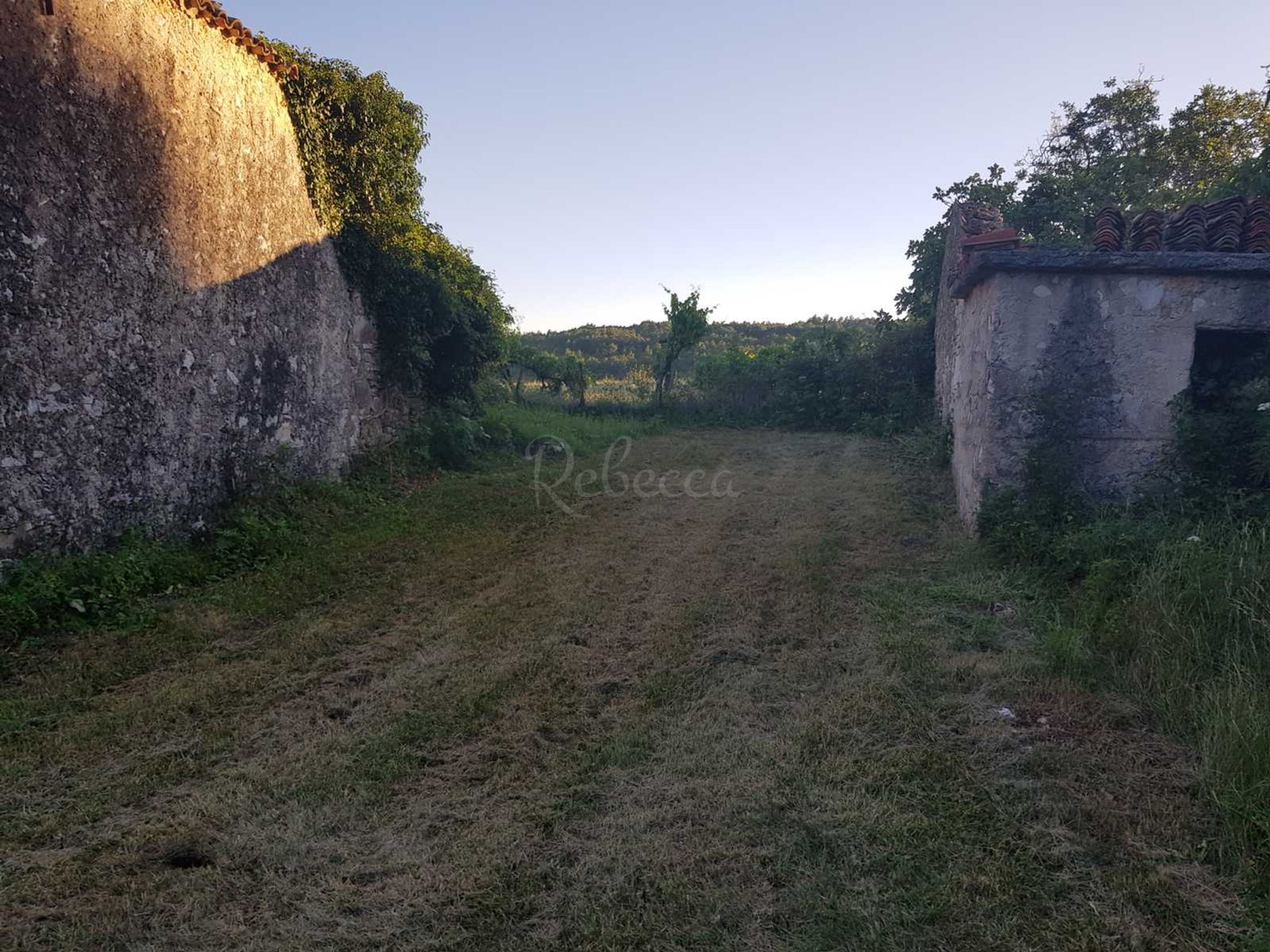Hiša Na predaj - Istarska Sutivanac - foto 2/2