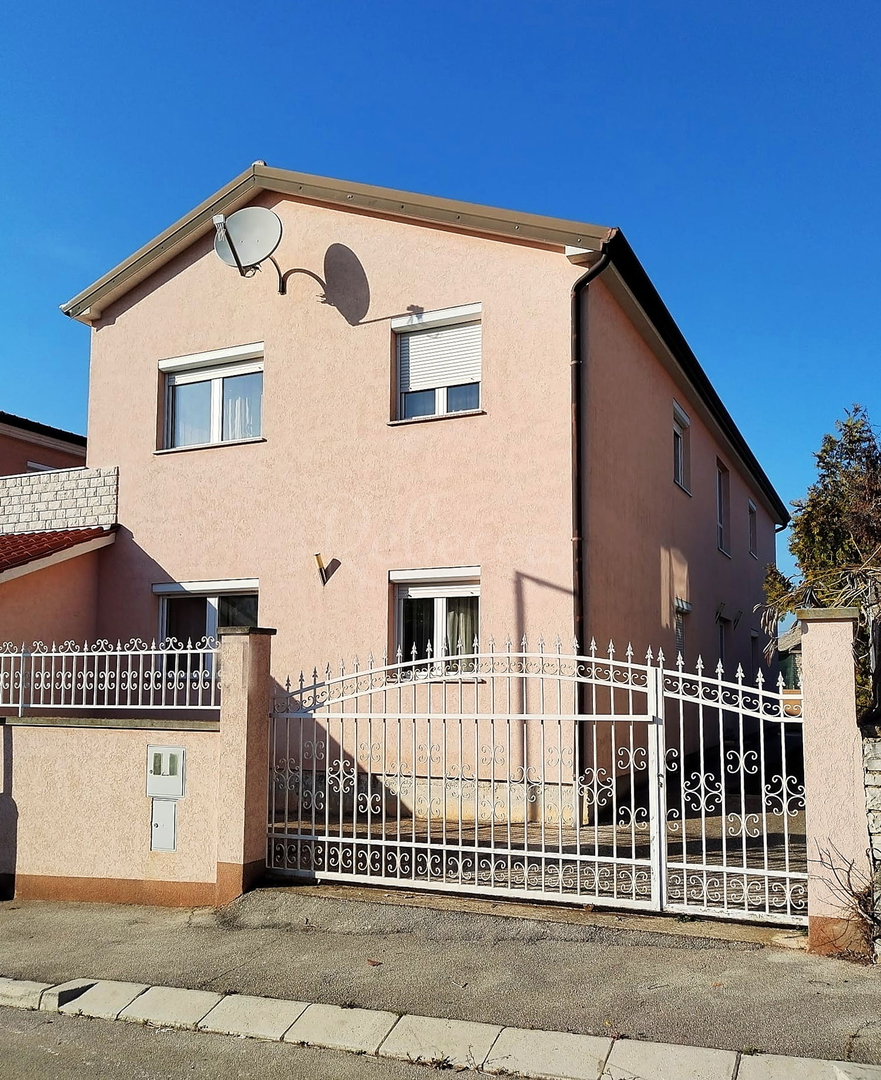 House For sale -  Peroj