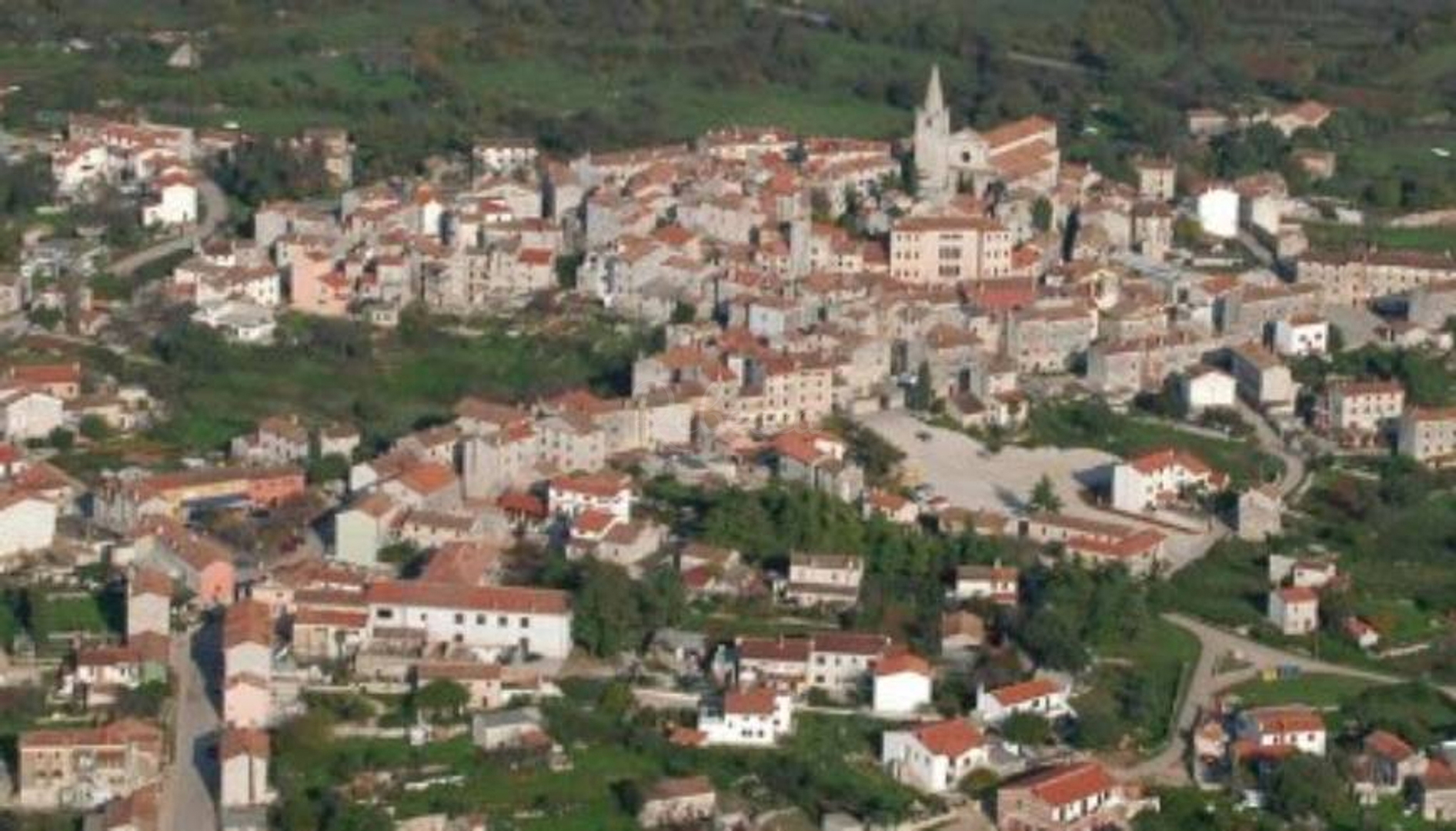 Poslovni prostori Naprodaj - Istarska Bale