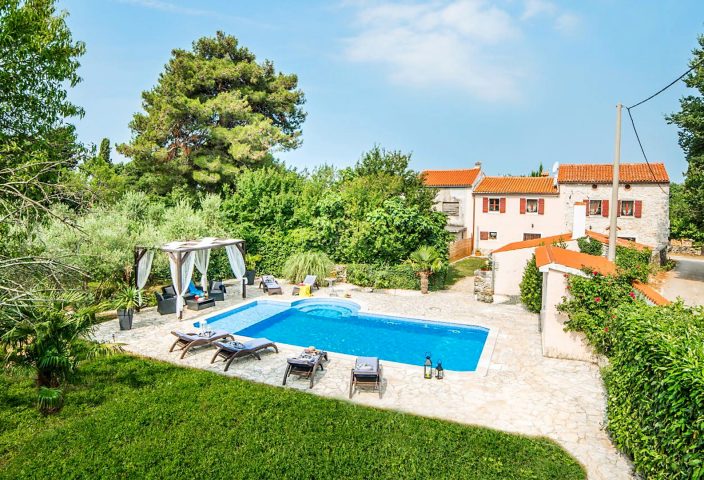 Hiša na predaj 175 m² – Marčana
