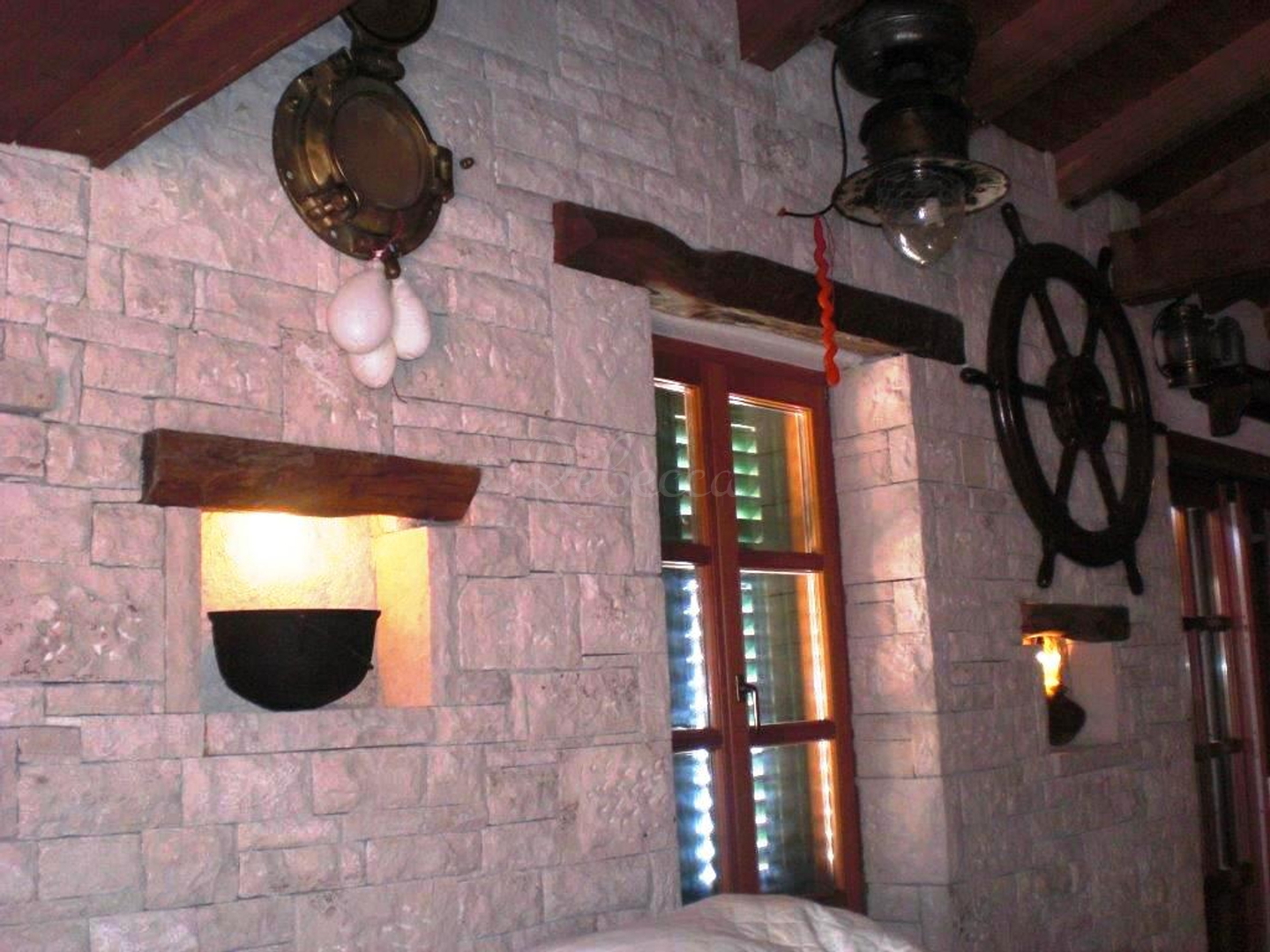 Poslovni prostor Na prodaju -  Trget