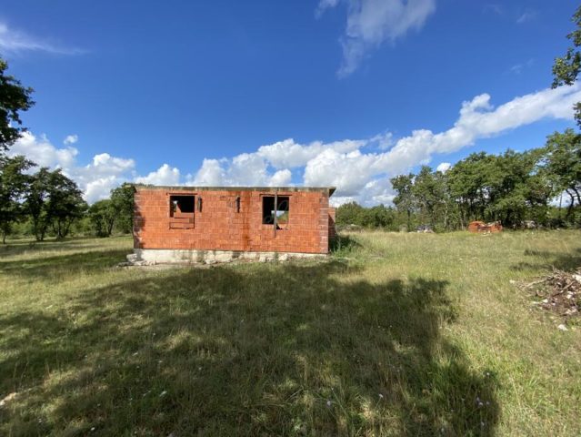 Pozemek na prodej 2046 m² – Barban