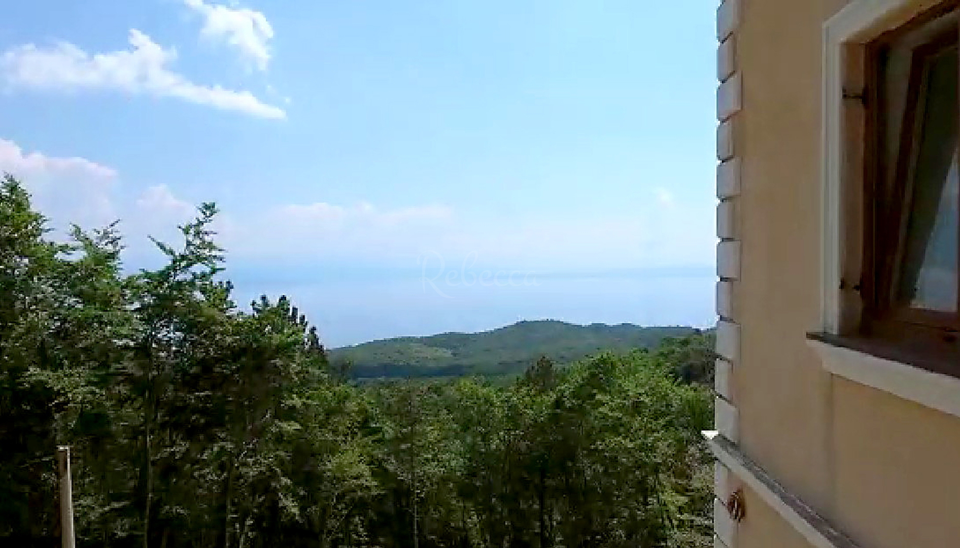 Hiša Na predaj -  Oprić