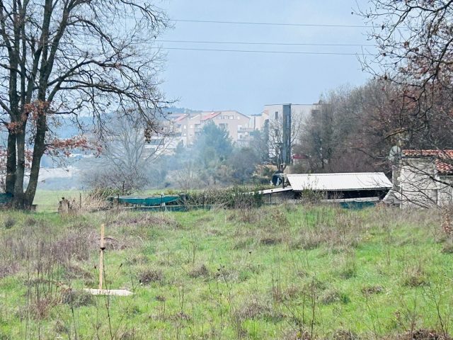 Land for sale 2265 m² – Medulin