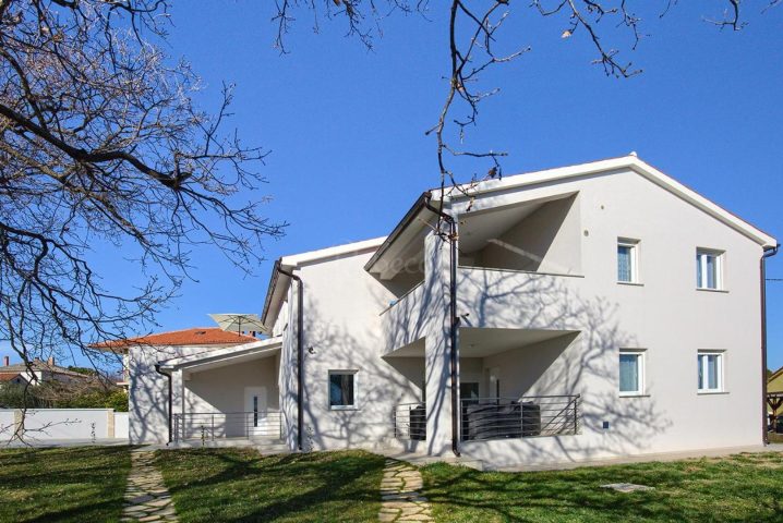 Appartamento in vendita 400 m² – Ližnjan