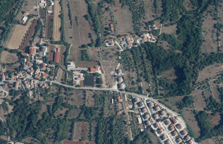 Pozemok na predaj 5936 m² – Svetvinčenat