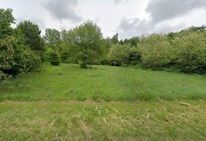 Pozemok na predaj 22600 m² – Pazin