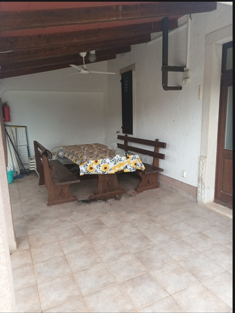 Haus Zu verkaufen -  Peruški