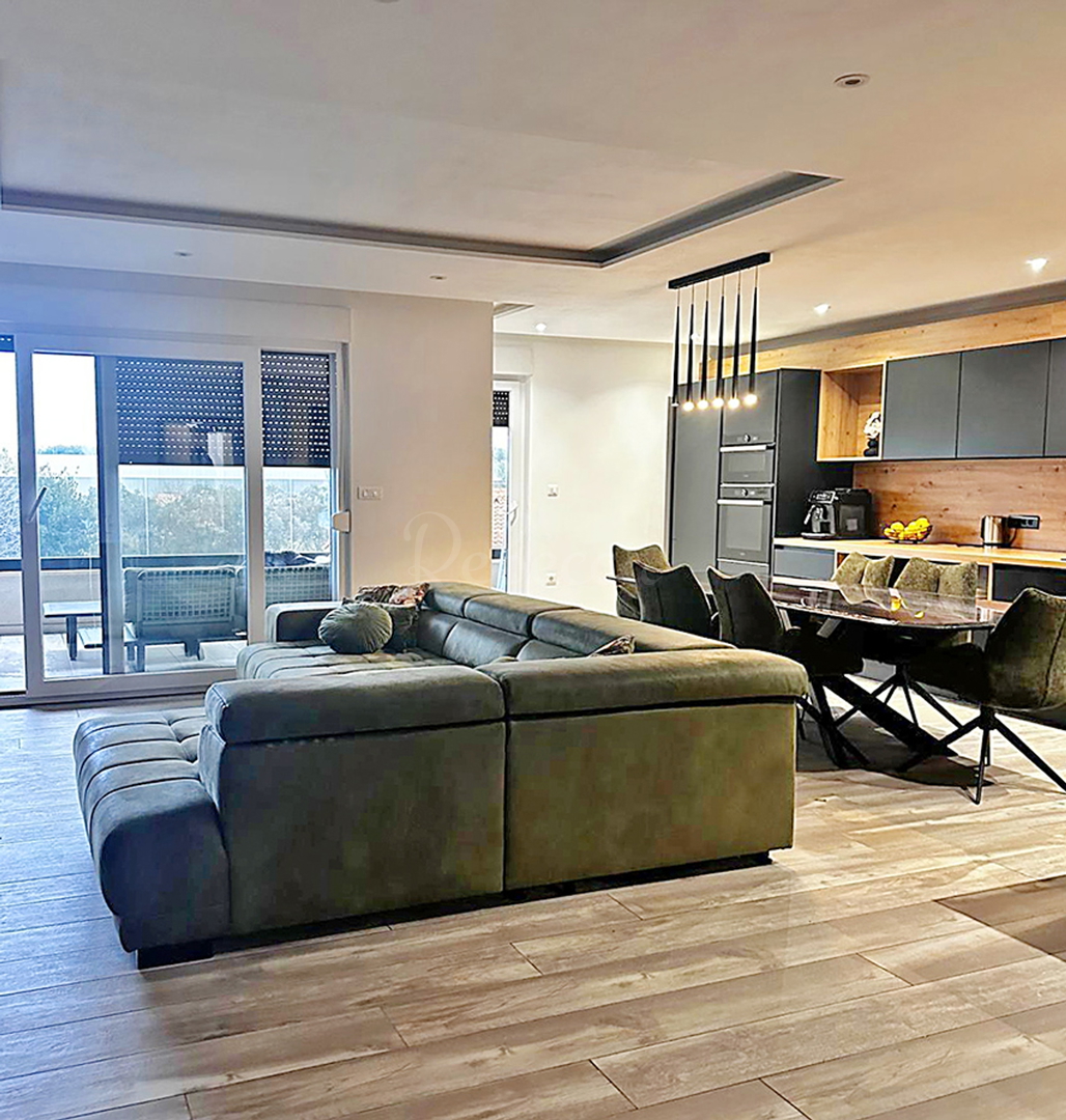 Apartment Zu verkaufen -  Pula