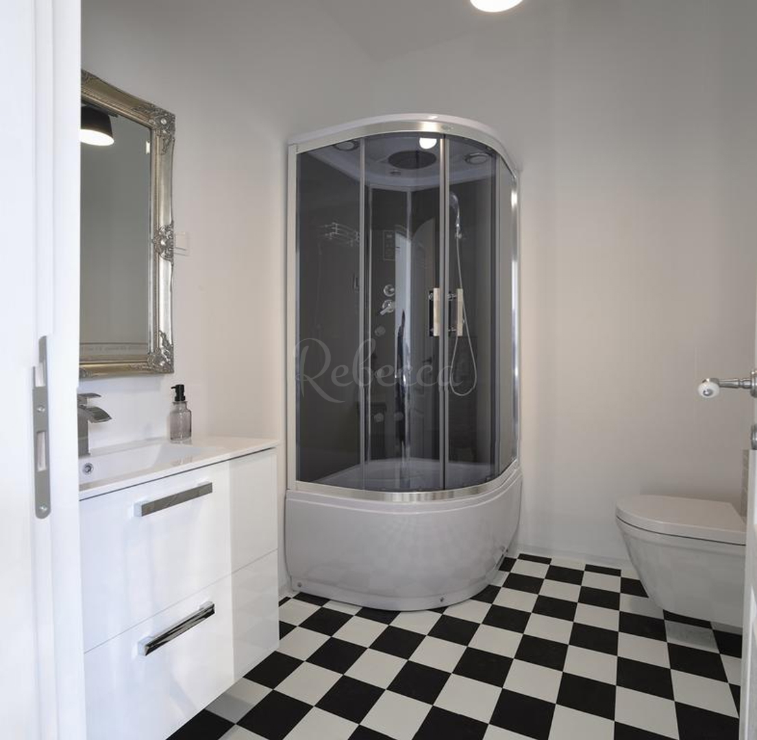 Apartment Zu verkaufen -  Pula