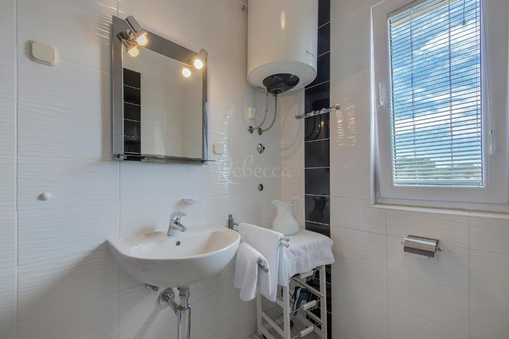 House For sale -  Peroj
