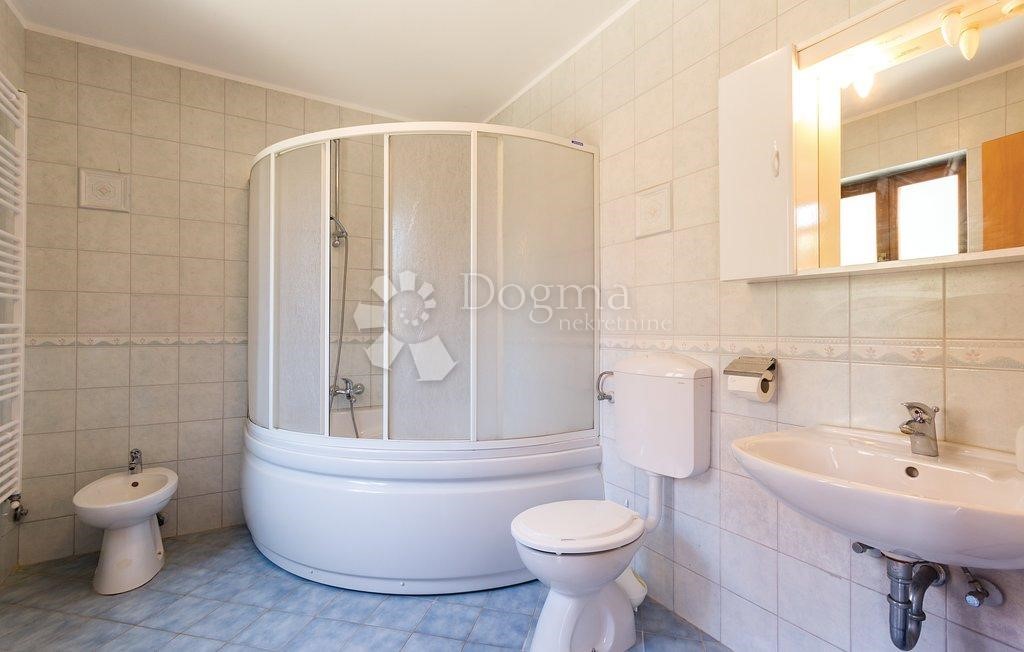 Dom Na predaj - ISTARSKA  LIŽNJAN 
