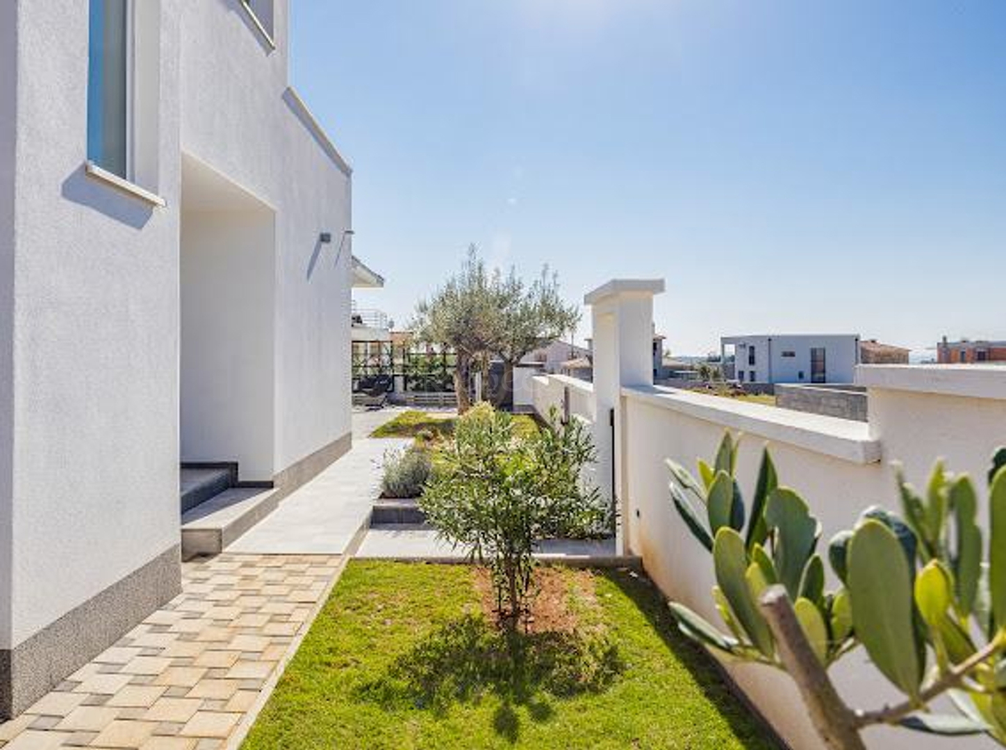 Maison À vendre -  Galižana