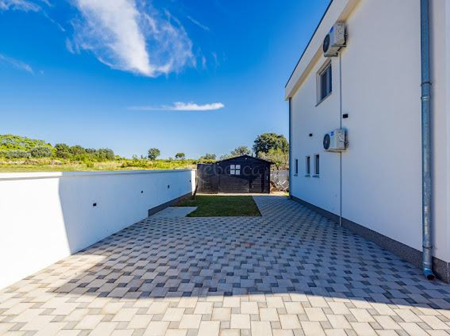 Maison À vendre -  Galižana