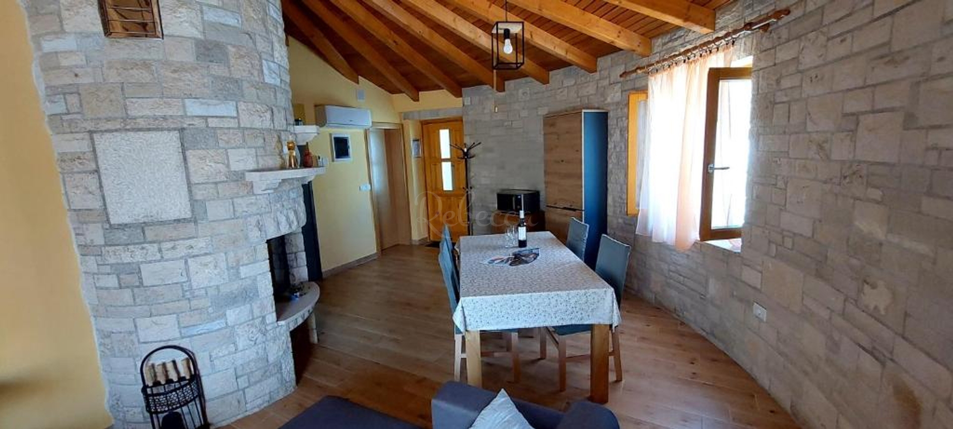 Haus Zu verkaufen -  Peruški