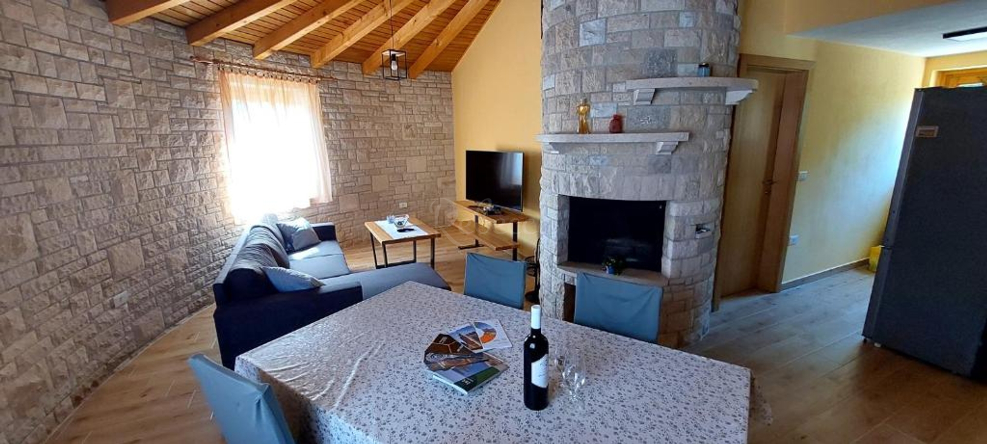 Haus Zu verkaufen -  Peruški
