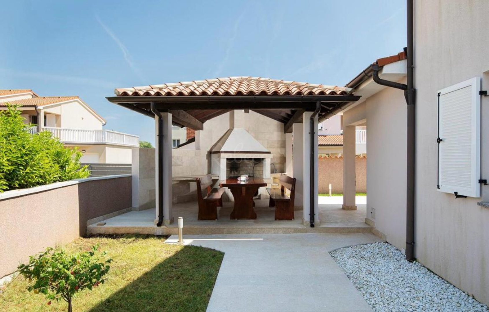 Maison À vendre -  Loborika