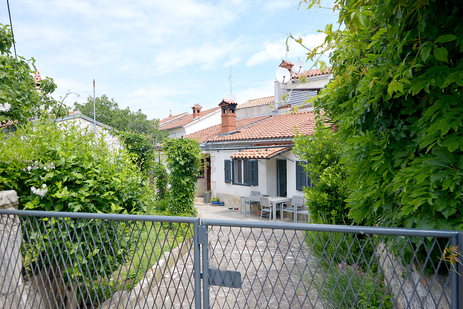 Kuća Na prodaju -  Premantura