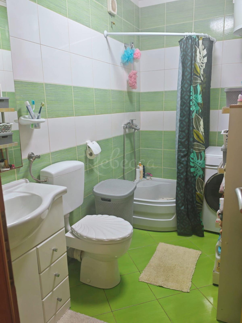 Apartma Na predaj -  Veruda