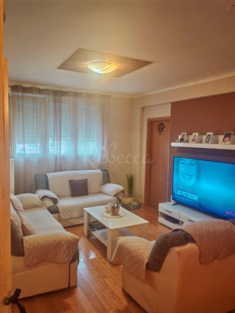 Apartma Na predaj -  Veruda