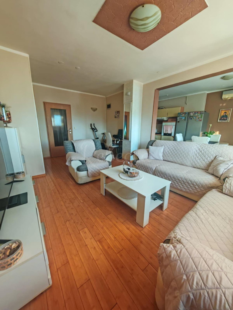 Apartma Na predaj -  Veruda