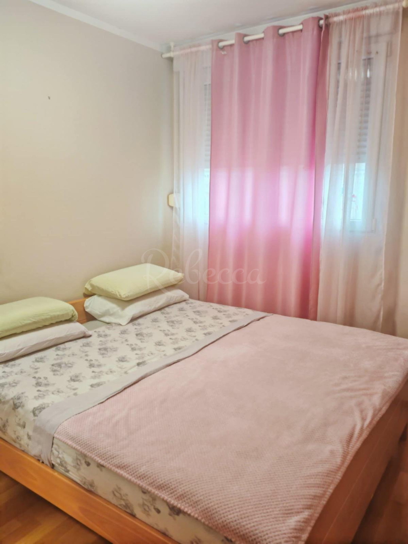 Apartma Na predaj -  Veruda
