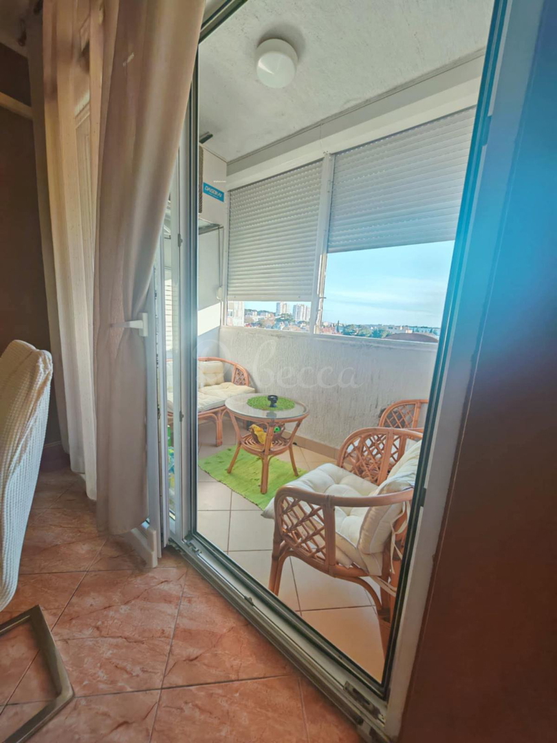 Apartma Na predaj -  Veruda