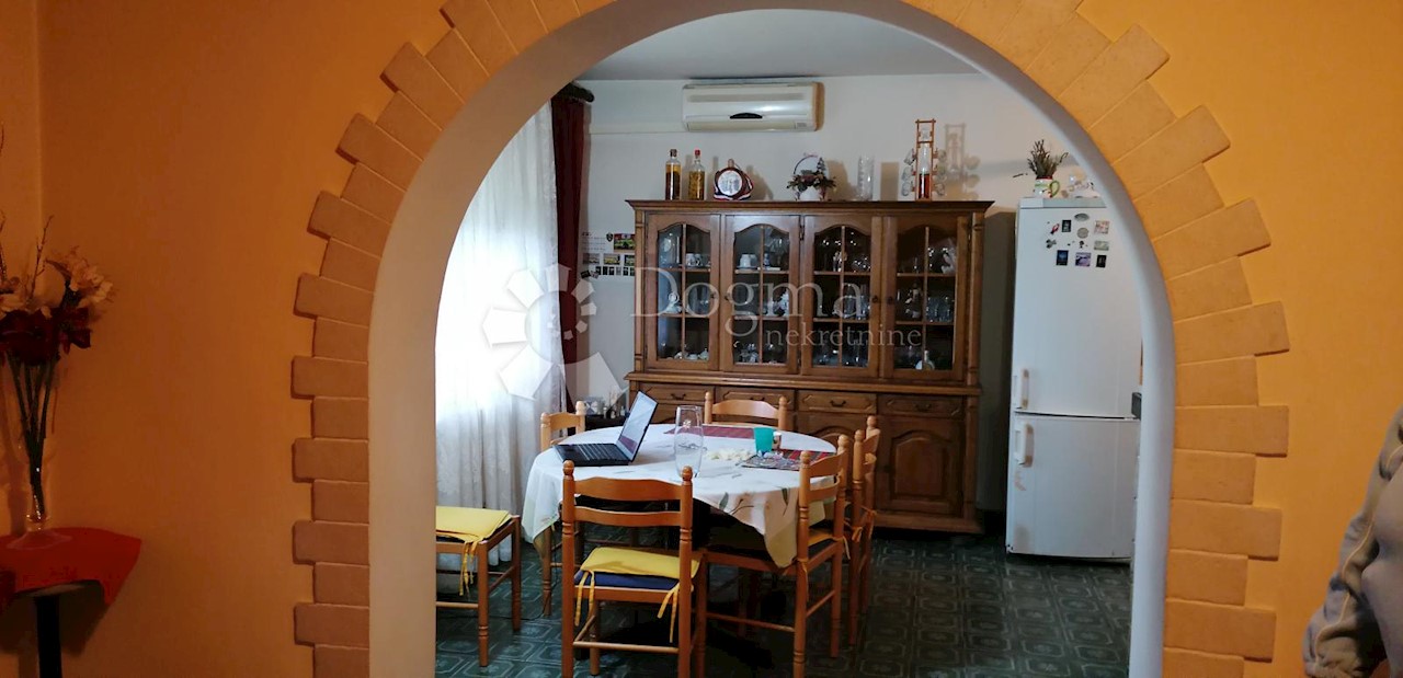 Mieszkanie Na sprzedaż ĆIKOVIĆI