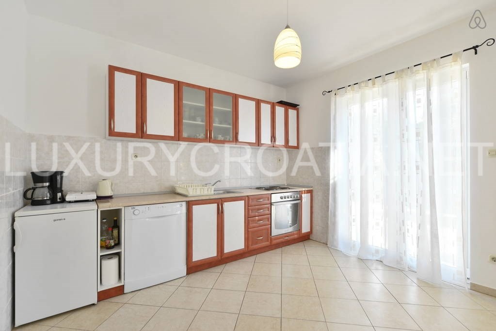 House For sale - SPLITSKO-DALMATINSKA  TROGIR 