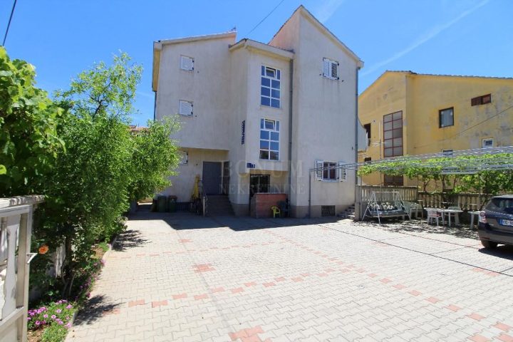 Dům na prodej 150 m² – Tribunj