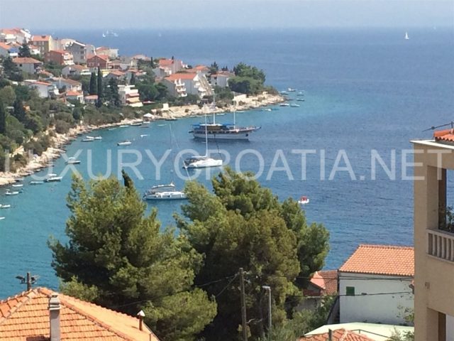 House for sale 350 m² – Arbanija