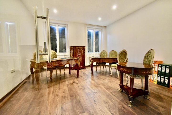 Locaux commerciaux à louer 16 m² – Škurinje