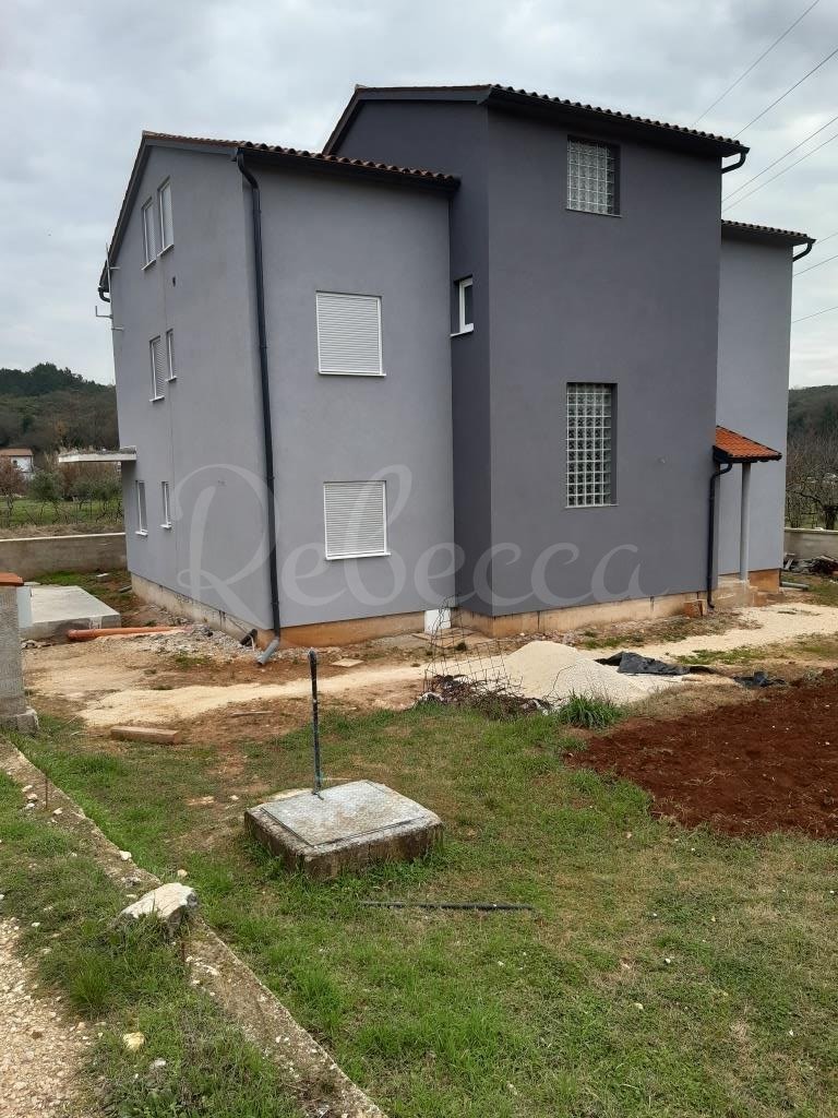 House For sale PULA