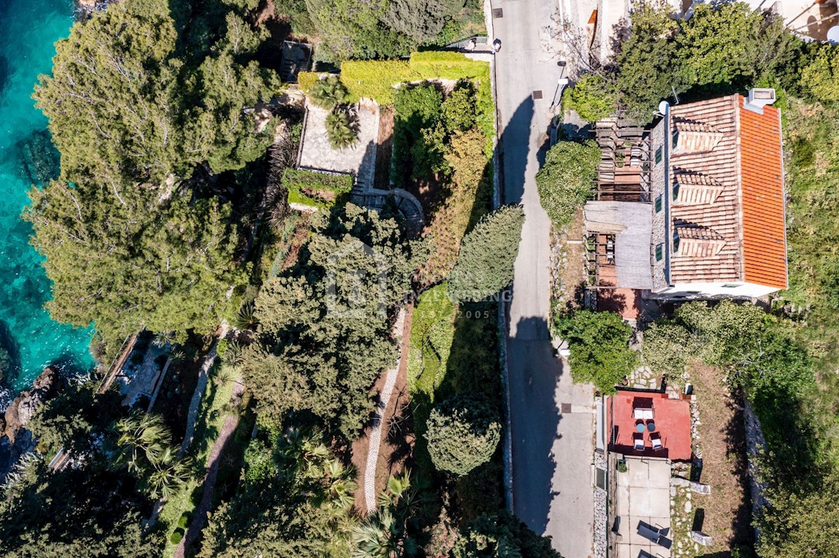 House For sale - DUBROVAČKO-NERETVANSKA  DUBROVNIK 