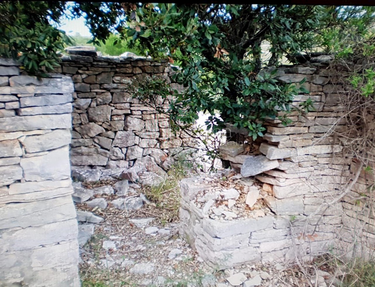 Grundstück Zu verkaufen - SPLITSKO-DALMATINSKA  VIS 