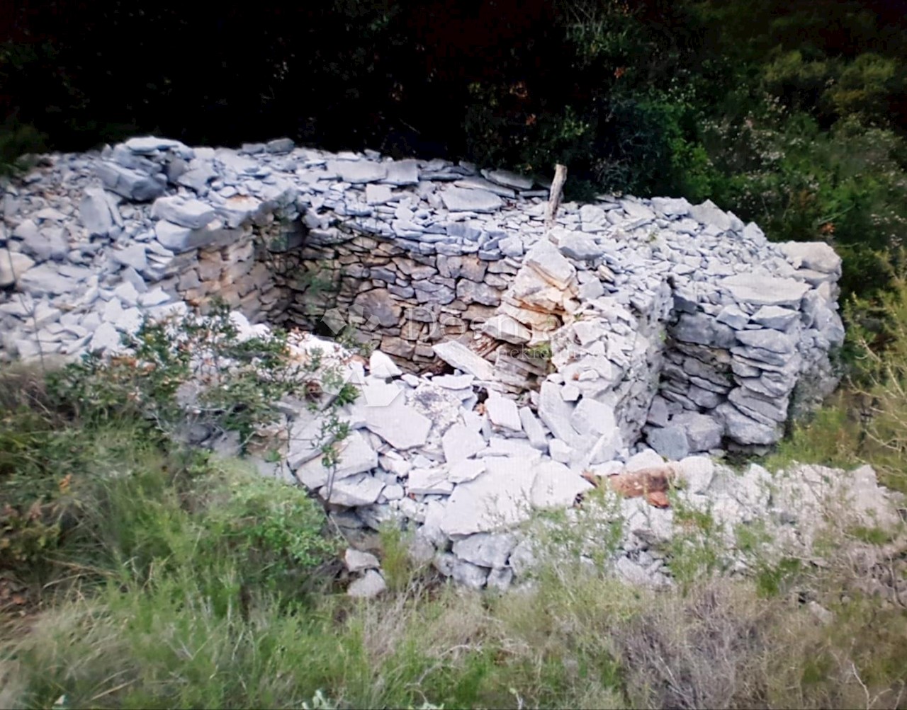 Grundstück Zu verkaufen - SPLITSKO-DALMATINSKA  VIS 