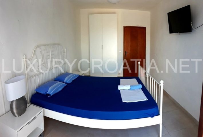 Dom Na predaj - šibensko-kninska Murter - foto 2/12