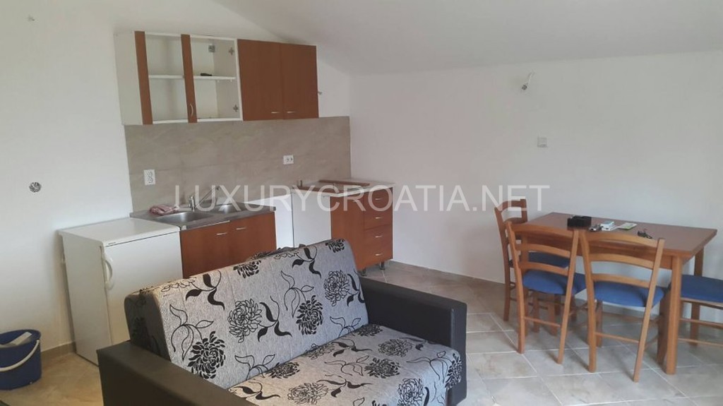 Casa In vendita - SPLITSKO-DALMATINSKA  ŠOLTA 