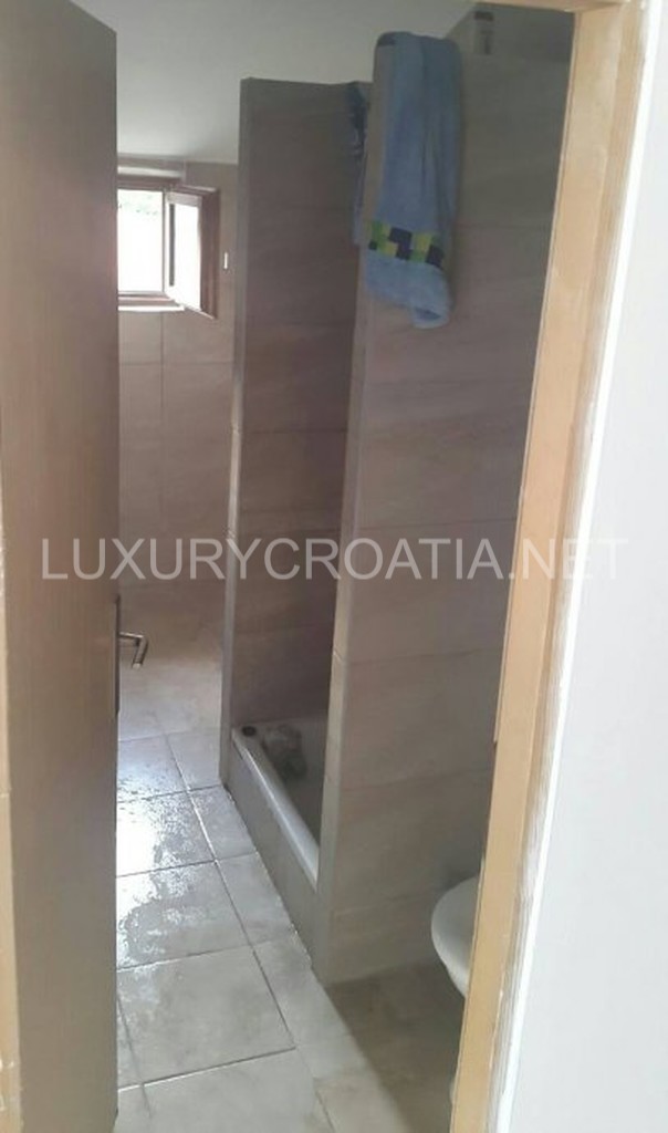Casa In vendita - SPLITSKO-DALMATINSKA  ŠOLTA 