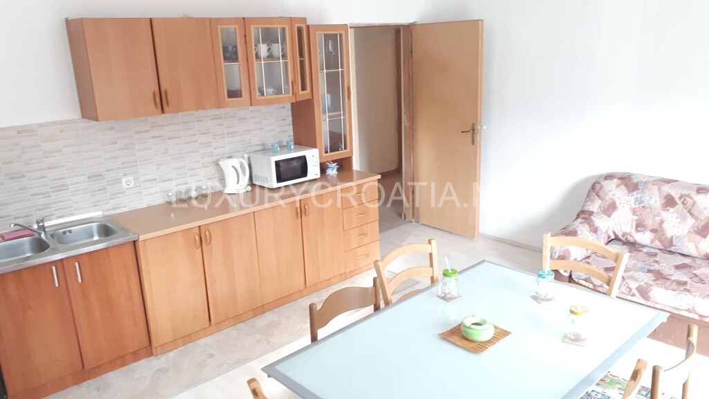 Casa In vendita - SPLITSKO-DALMATINSKA  ŠOLTA 