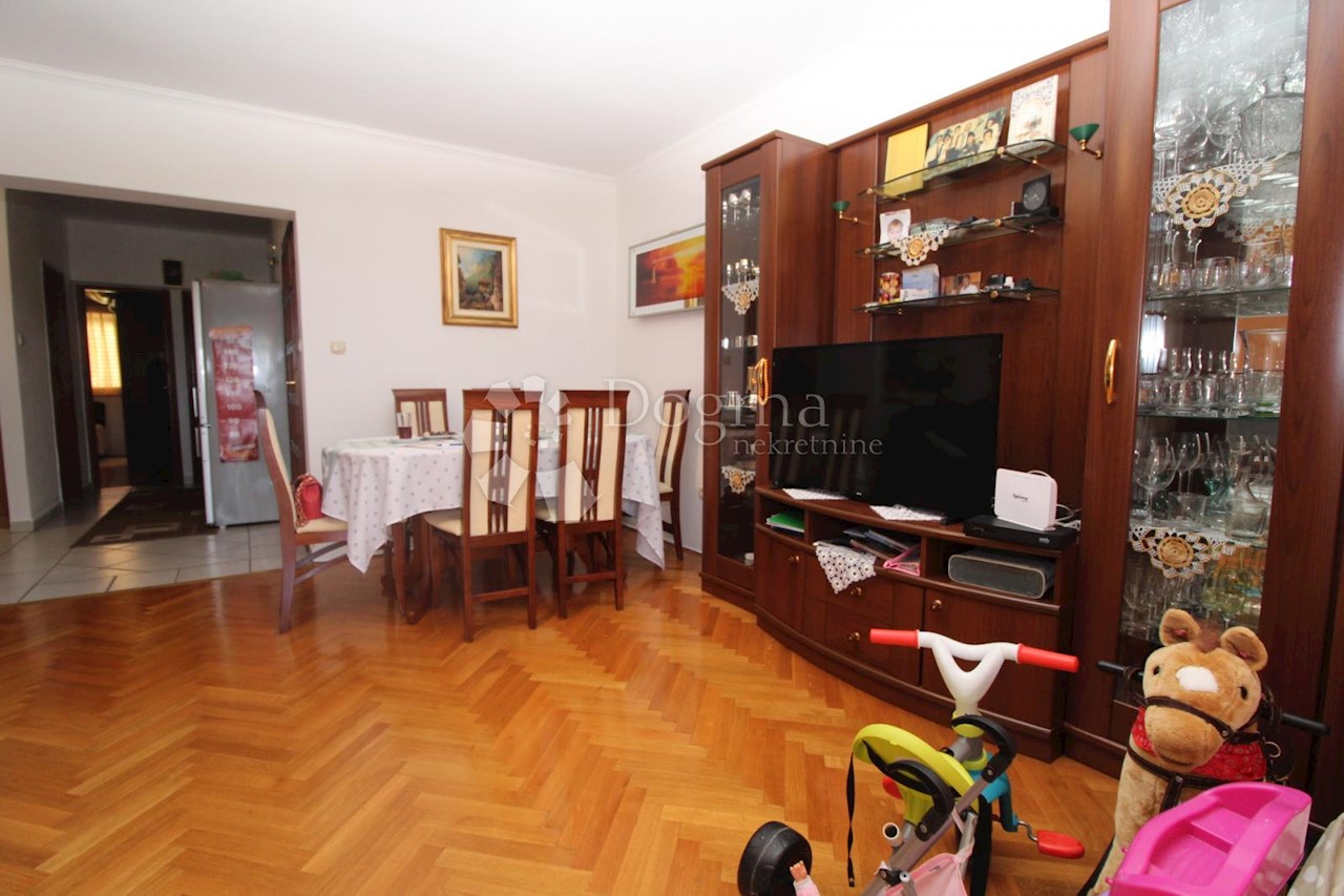 Apartmán Na predaj - PRIMORSKO-GORANSKA  RIJEKA 