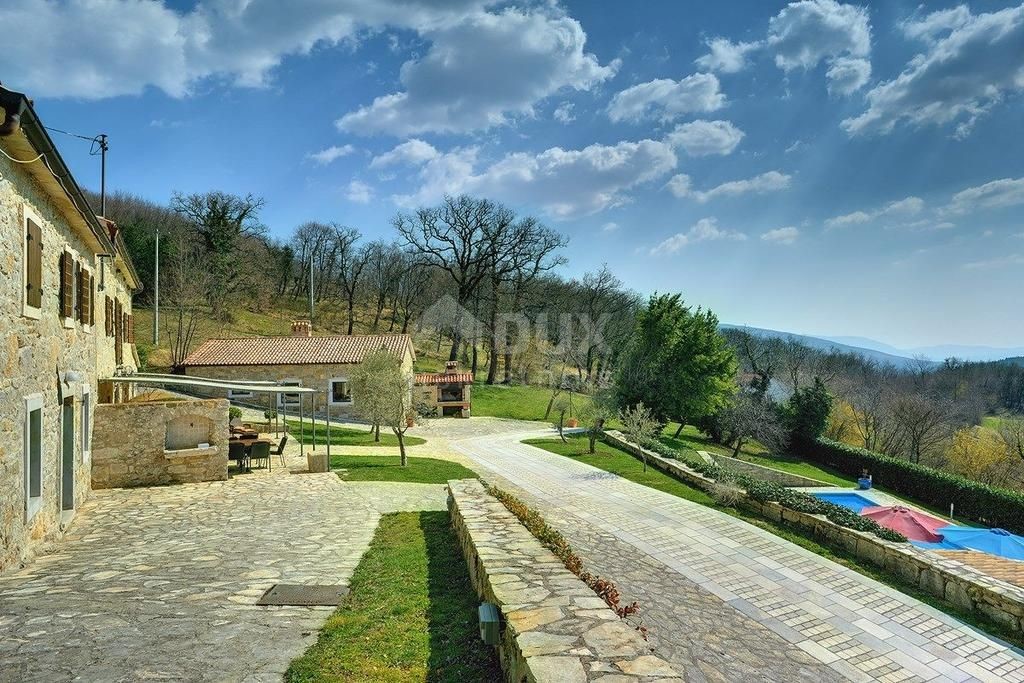 Dom Na predaj - Istarska Lupoglav - foto 2/50