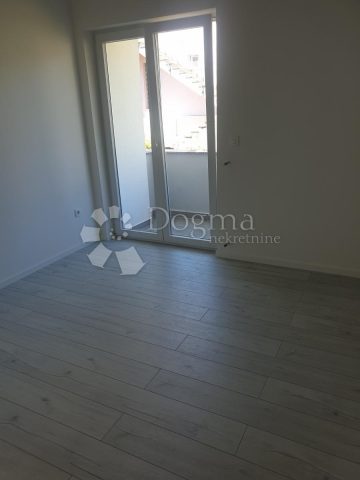 Appartement À louer - Primorsko-goranska Kastav - foto 3/12