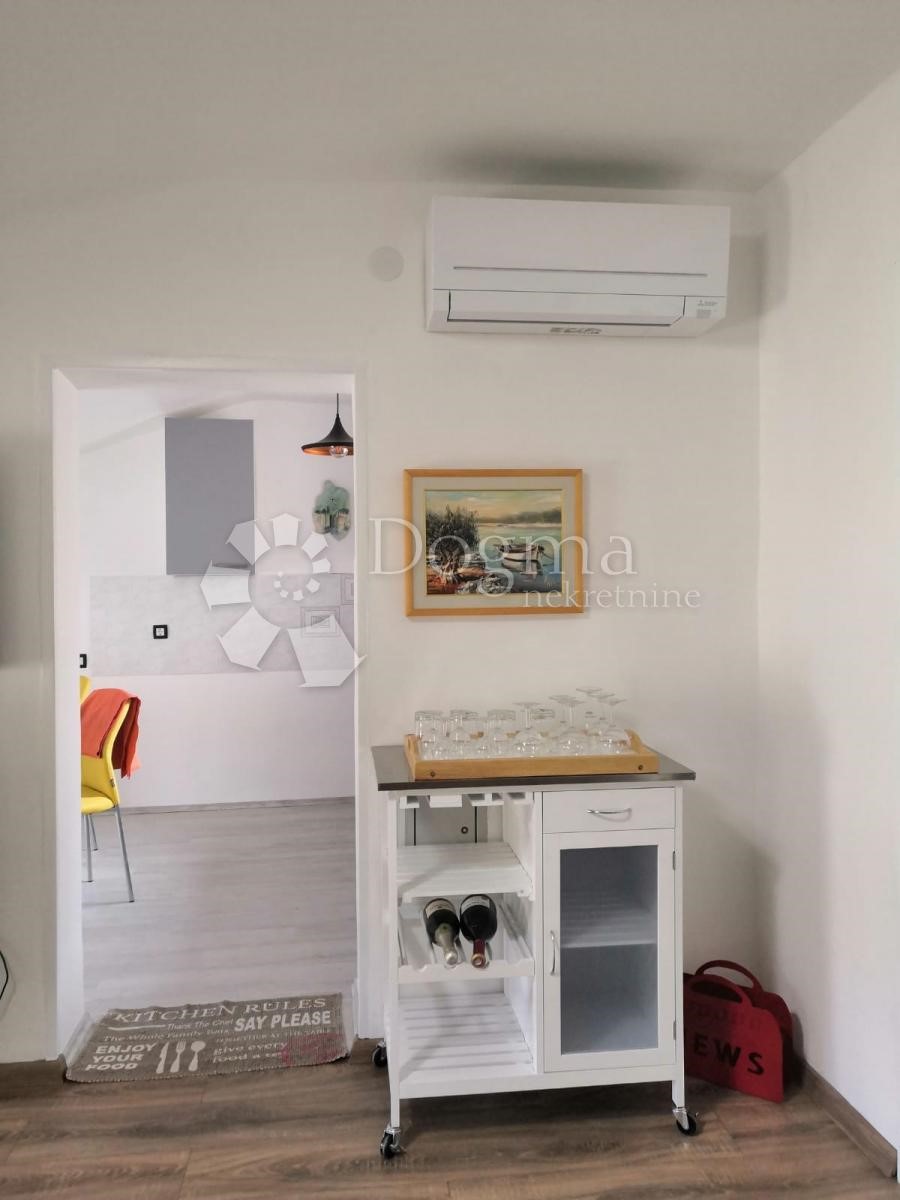 Flat For rent - PRIMORSKO-GORANSKA  LOVRAN 