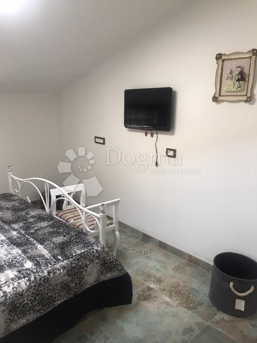 Flat For rent - PRIMORSKO-GORANSKA  LOVRAN 