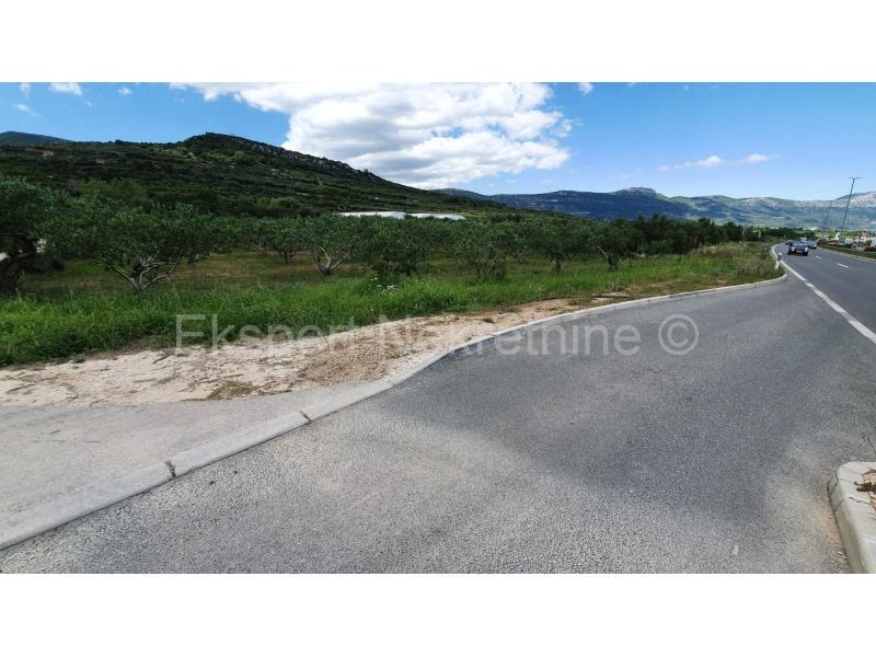 Land For sale - SPLITSKO-DALMATINSKA  KAŠTELA 