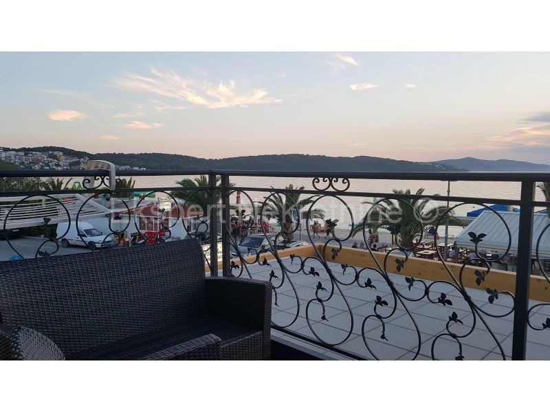 House For sale - SPLITSKO-DALMATINSKA  TROGIR 