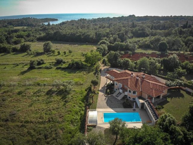 Casa in vendita 400 m² – Umag