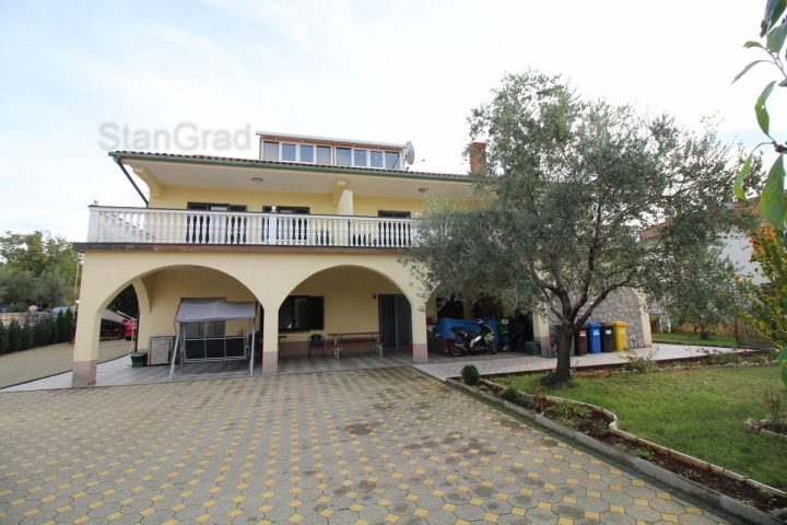 Casa in vendita 600 m² – Malinska