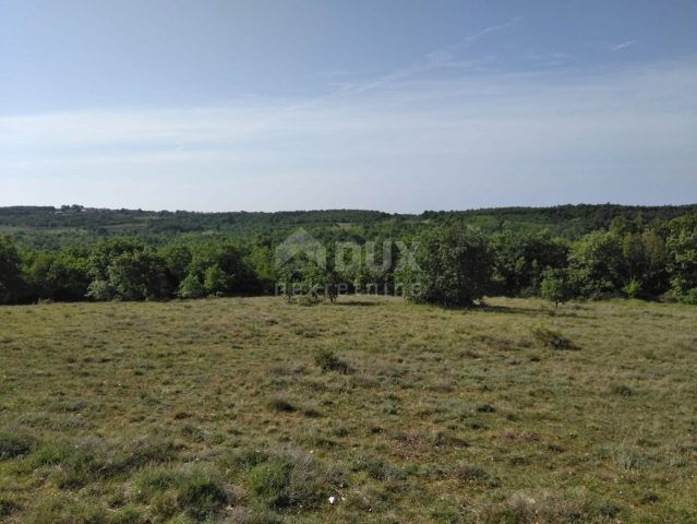 Zemljište na prodaju 19190 m² – Sveti Ivan